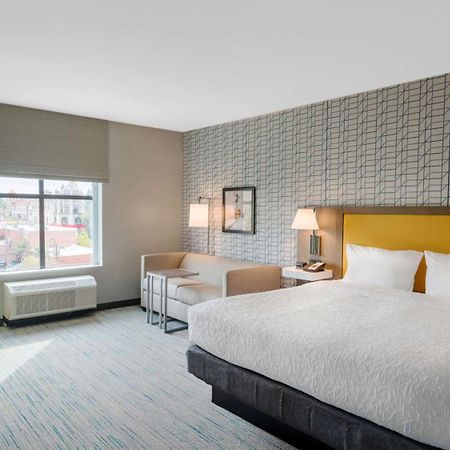 Hampton Inn Riverside Downtown Exteriér fotografie